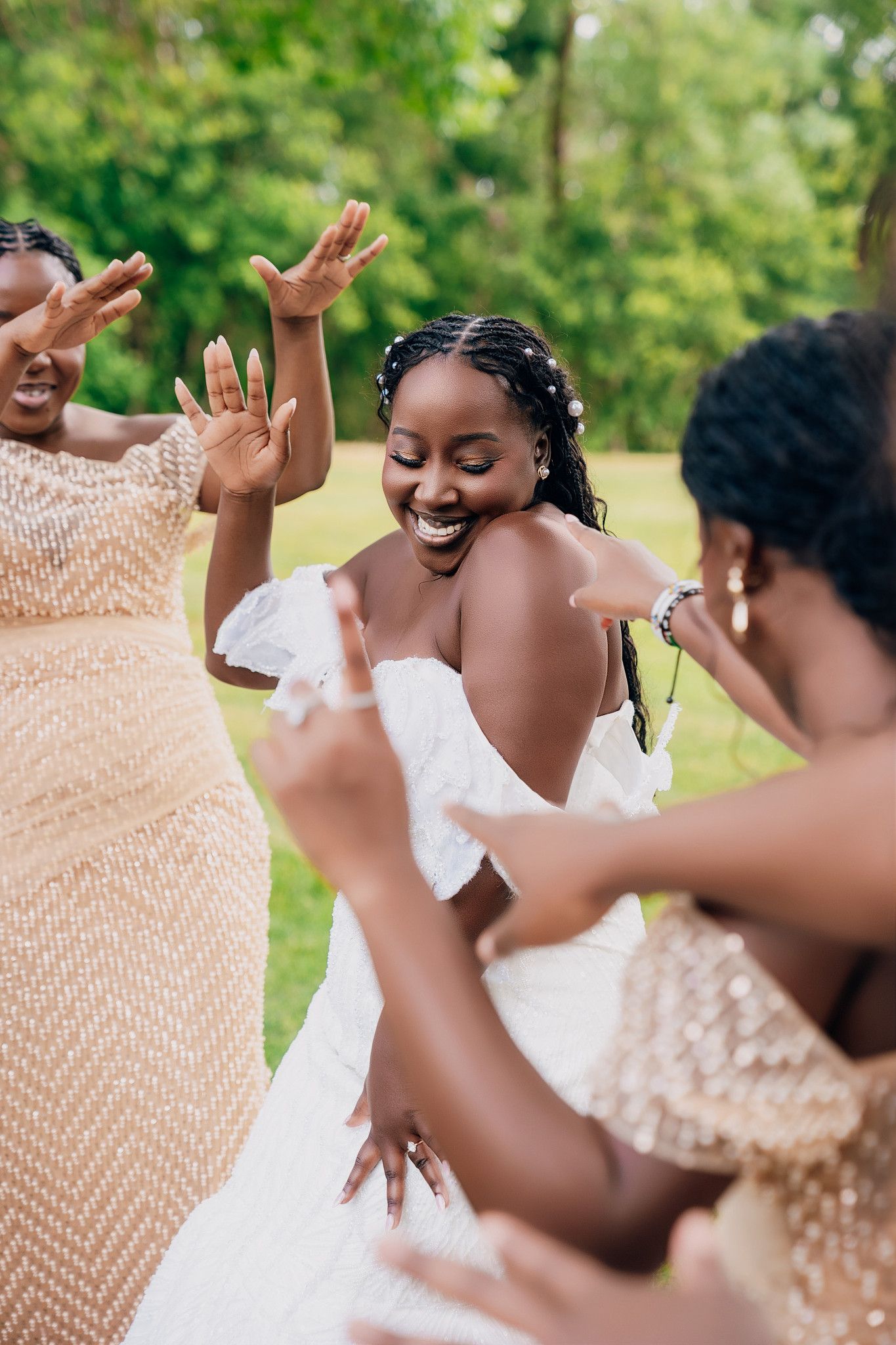 Wedding day moment photographed in Minnesota, image 24