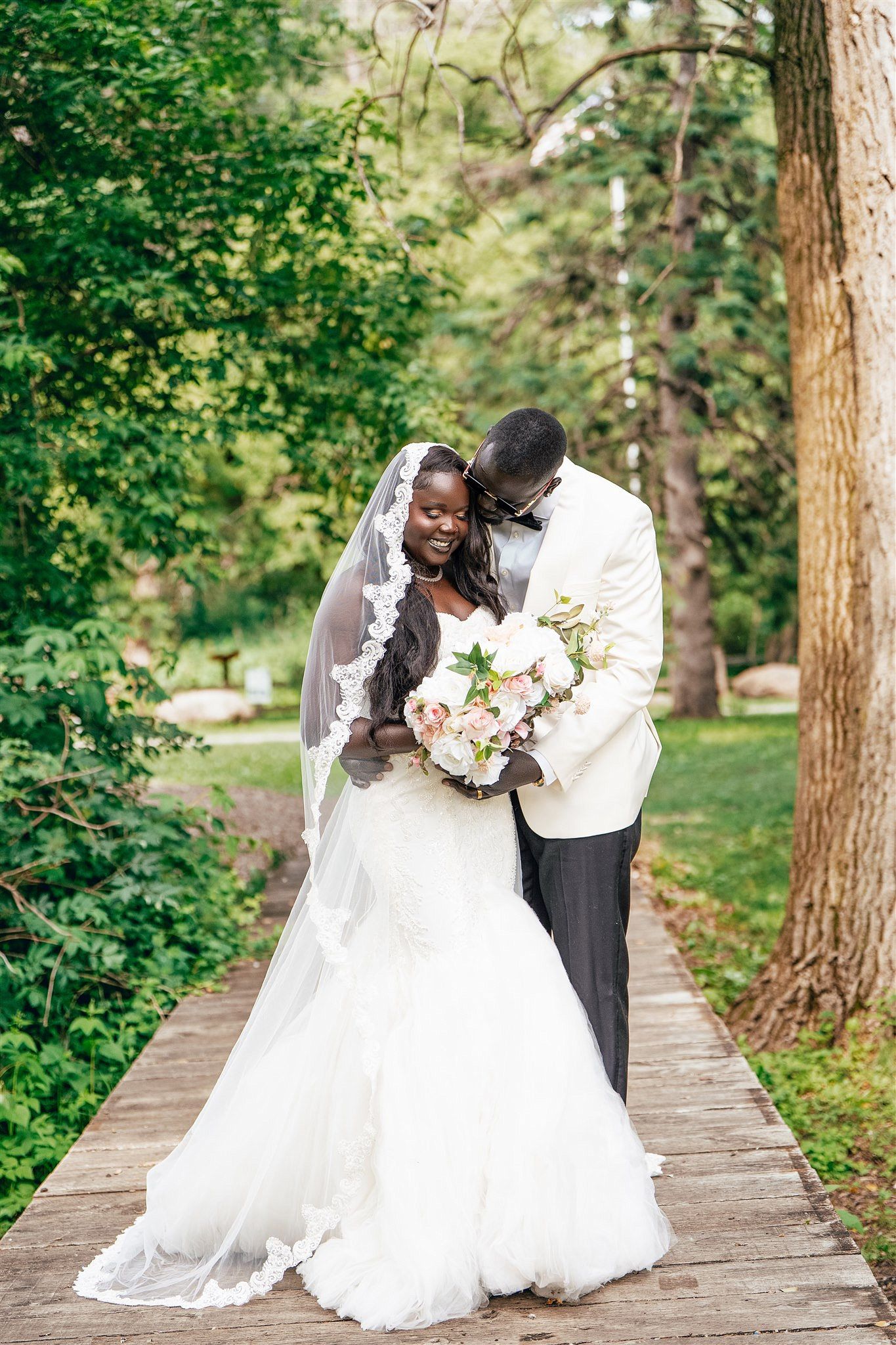 Wedding day moment photographed in Minnesota, image 23