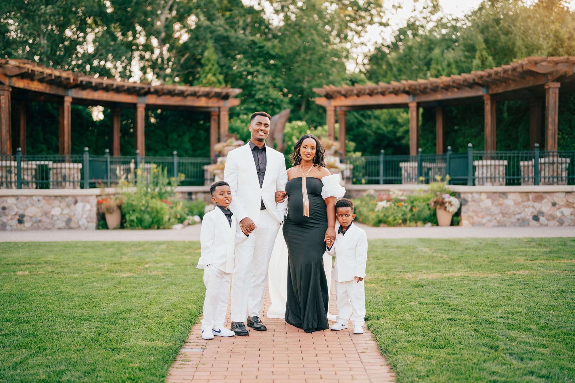 Maternity portrait session in Minnesota, image 14